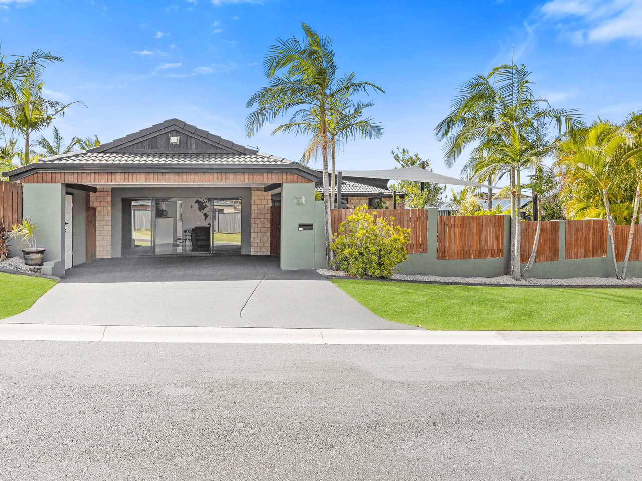 11 Quoll Close, BURLEIGH HEADS, QLD 4220