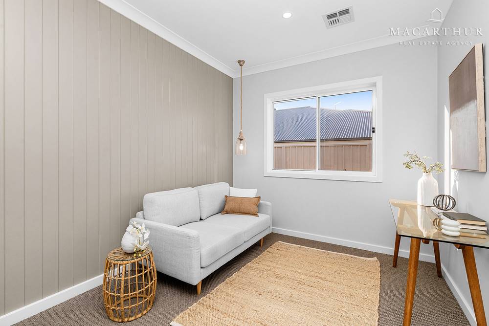 5 Dallas Avenue, Gobbagombalin, NSW 2650