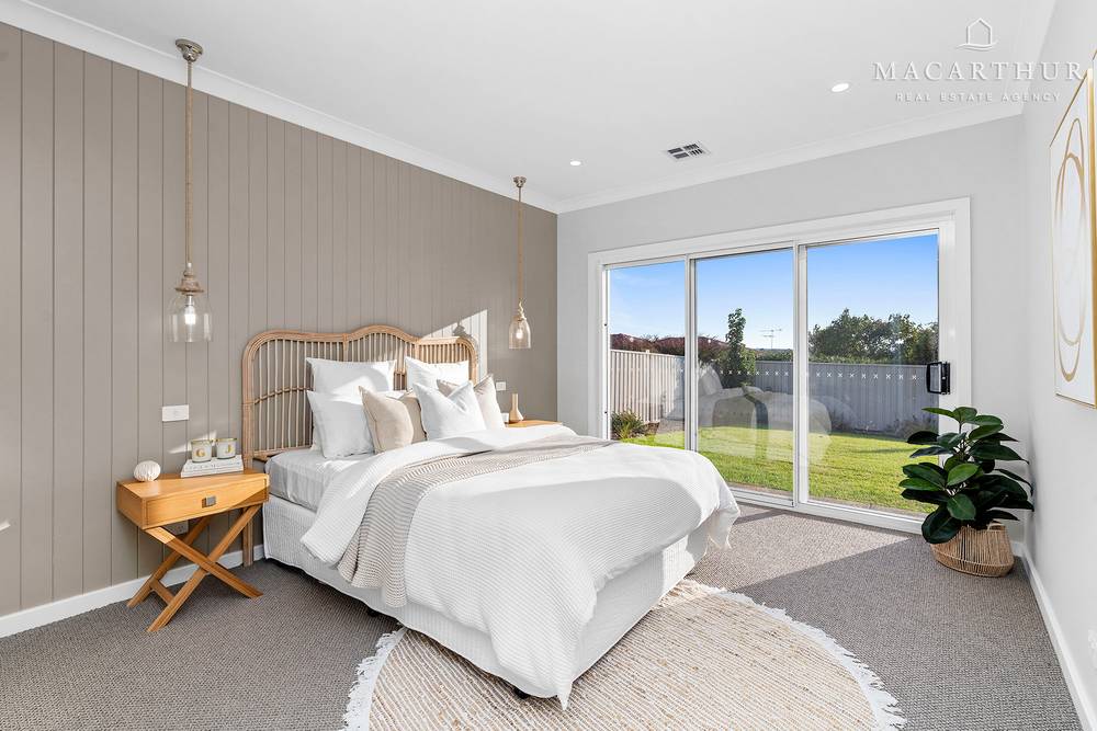 5 Dallas Avenue, Gobbagombalin, NSW 2650