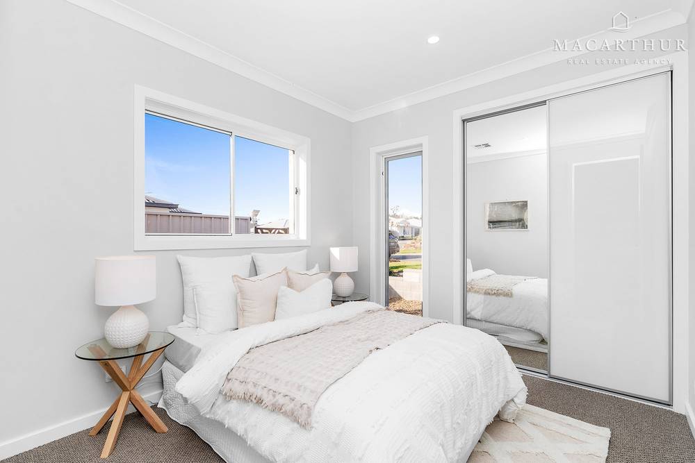 5 Dallas Avenue, Gobbagombalin, NSW 2650