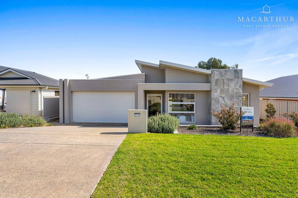 5 Dallas Avenue, Gobbagombalin, NSW 2650