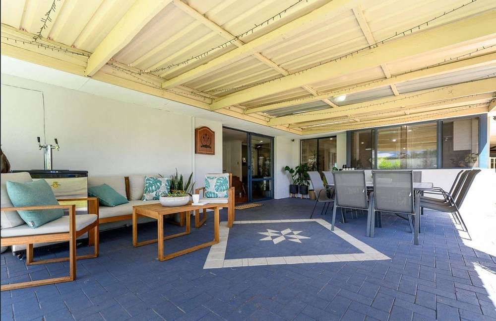 32 Gascoyne Way, COOLOONGUP, WA 6168