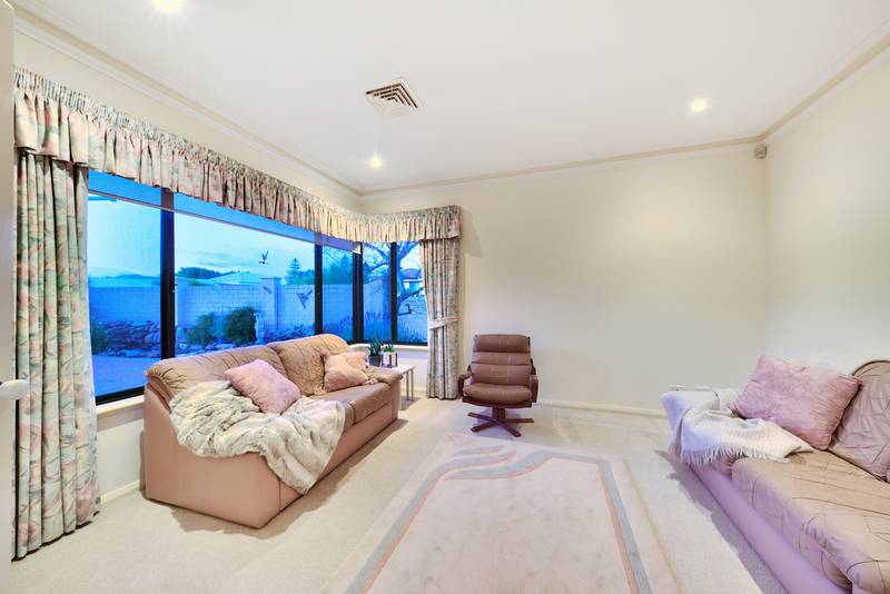 13 Balwarra Avenue, DIANELLA, WA 6059