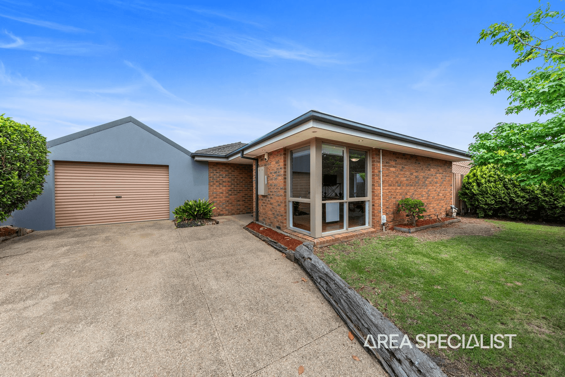 19 Heywood Crescent, Cranbourne North, VIC 3977