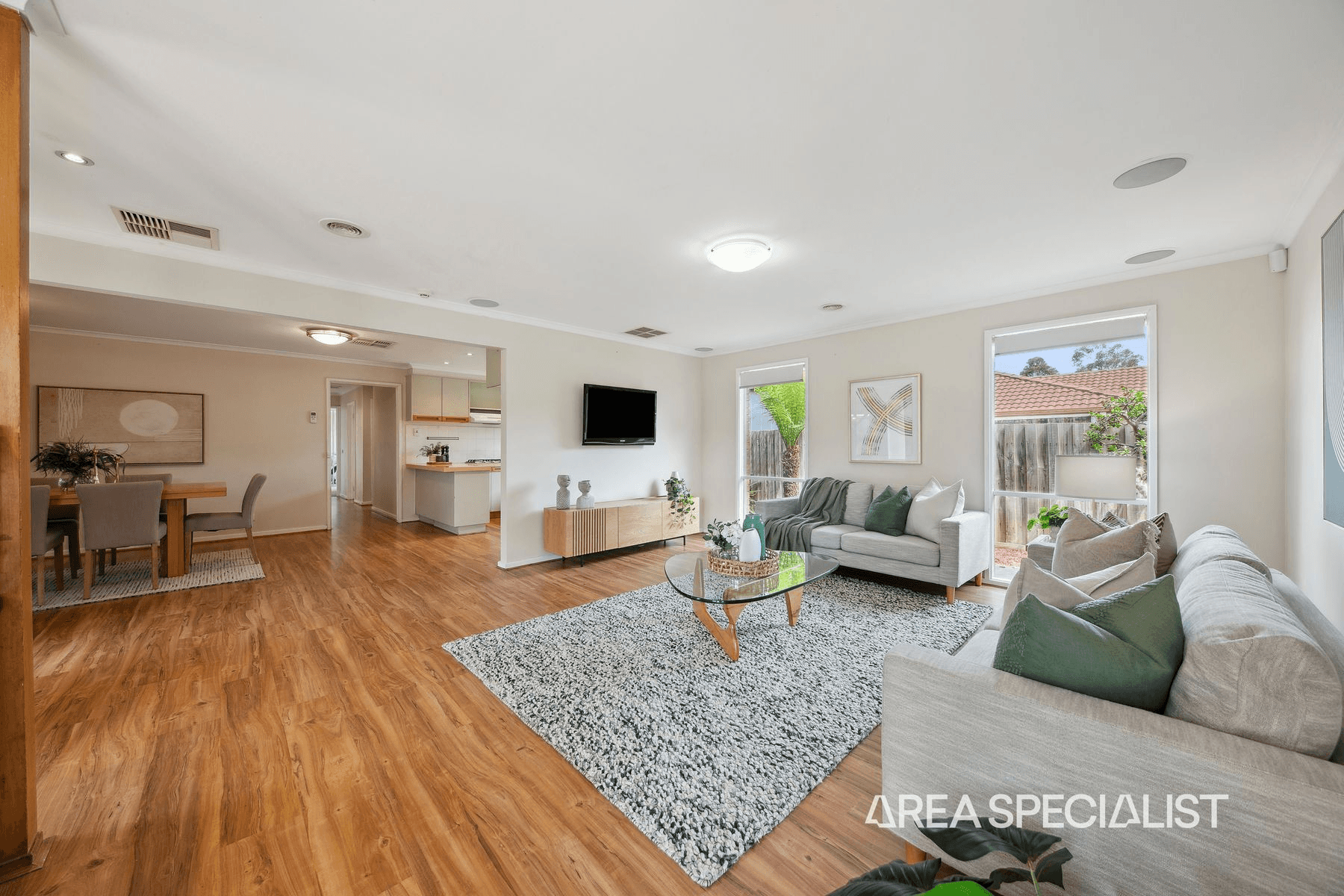 19 Heywood Crescent, Cranbourne North, VIC 3977