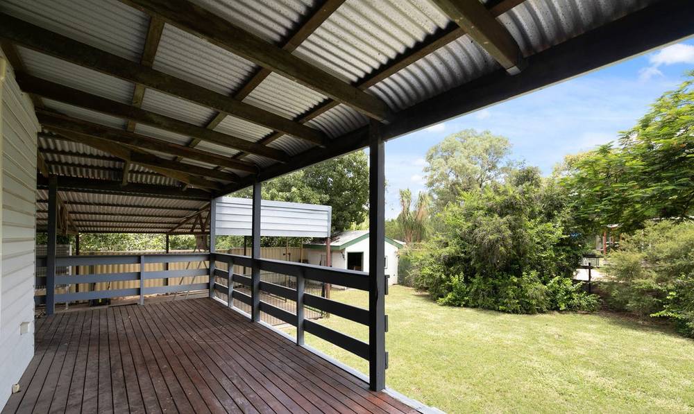 18 Morse Street, EMERALD, QLD 4720