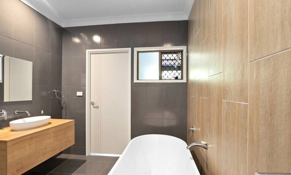 18 Morse Street, EMERALD, QLD 4720