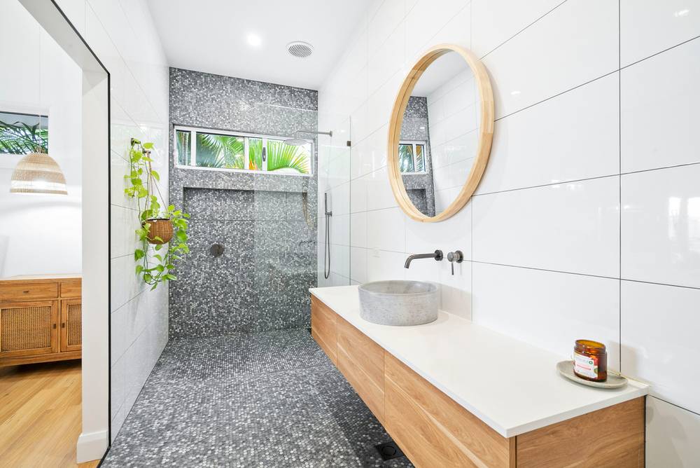 31  Rutledge Street, COOLANGATTA, QLD 4225