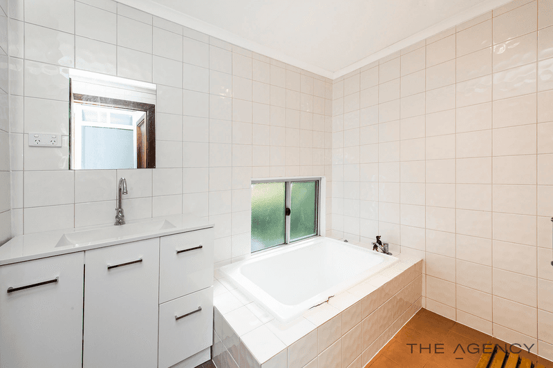 234 Newnham Road, Lake Clifton, WA 6215