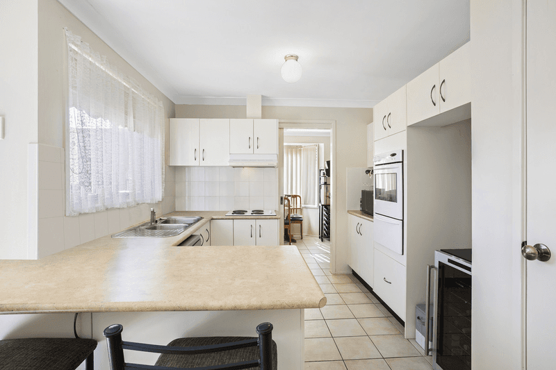 5 Kyliebar Crescent, Wadalba, NSW 2259