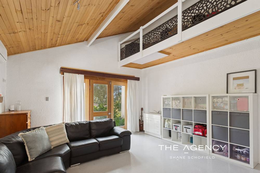 17 Old York Road, Greenmount, WA 6056