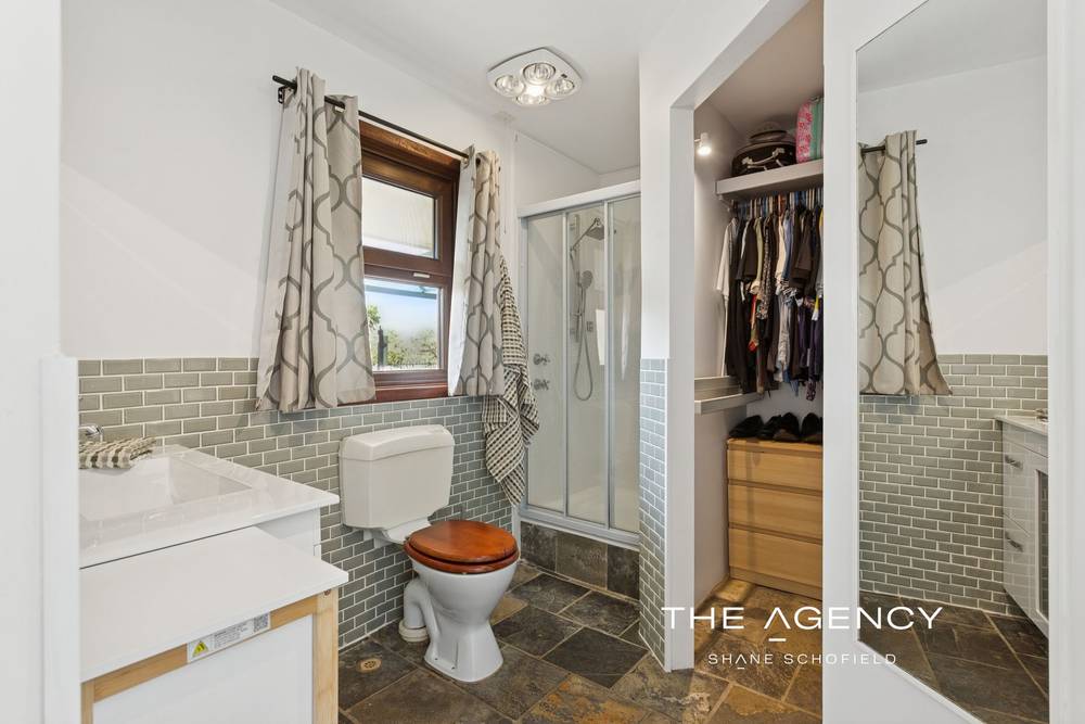 17 Old York Road, Greenmount, WA 6056