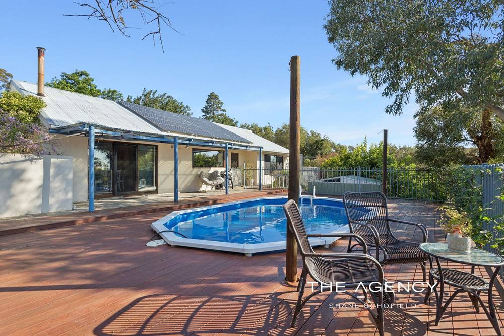 17 Old York Road, Greenmount, WA 6056