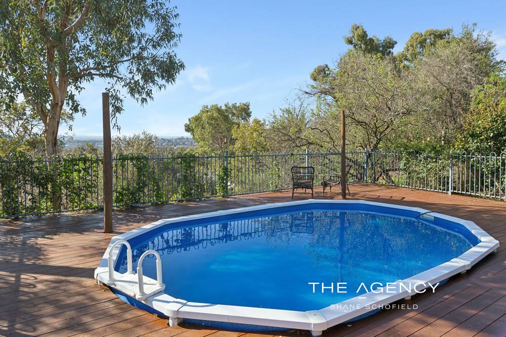 17 Old York Road, Greenmount, WA 6056