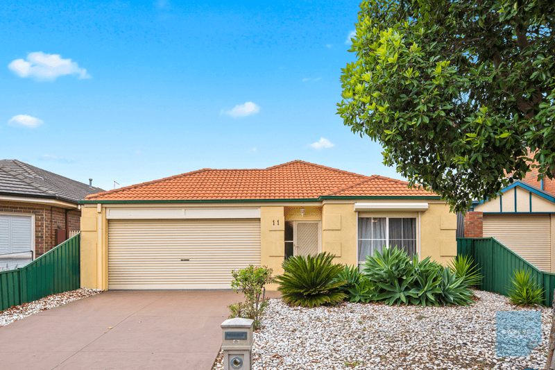 11 Goulburn Circuit, CAROLINE SPRINGS, VIC 3023