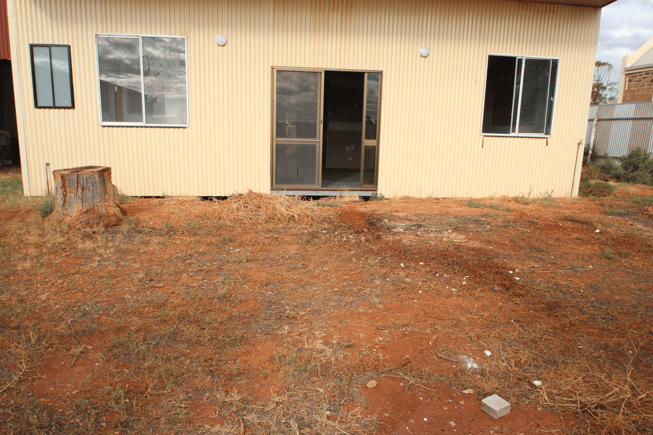 2 - 4  Church Street, WILLOWIE, SA 5431
