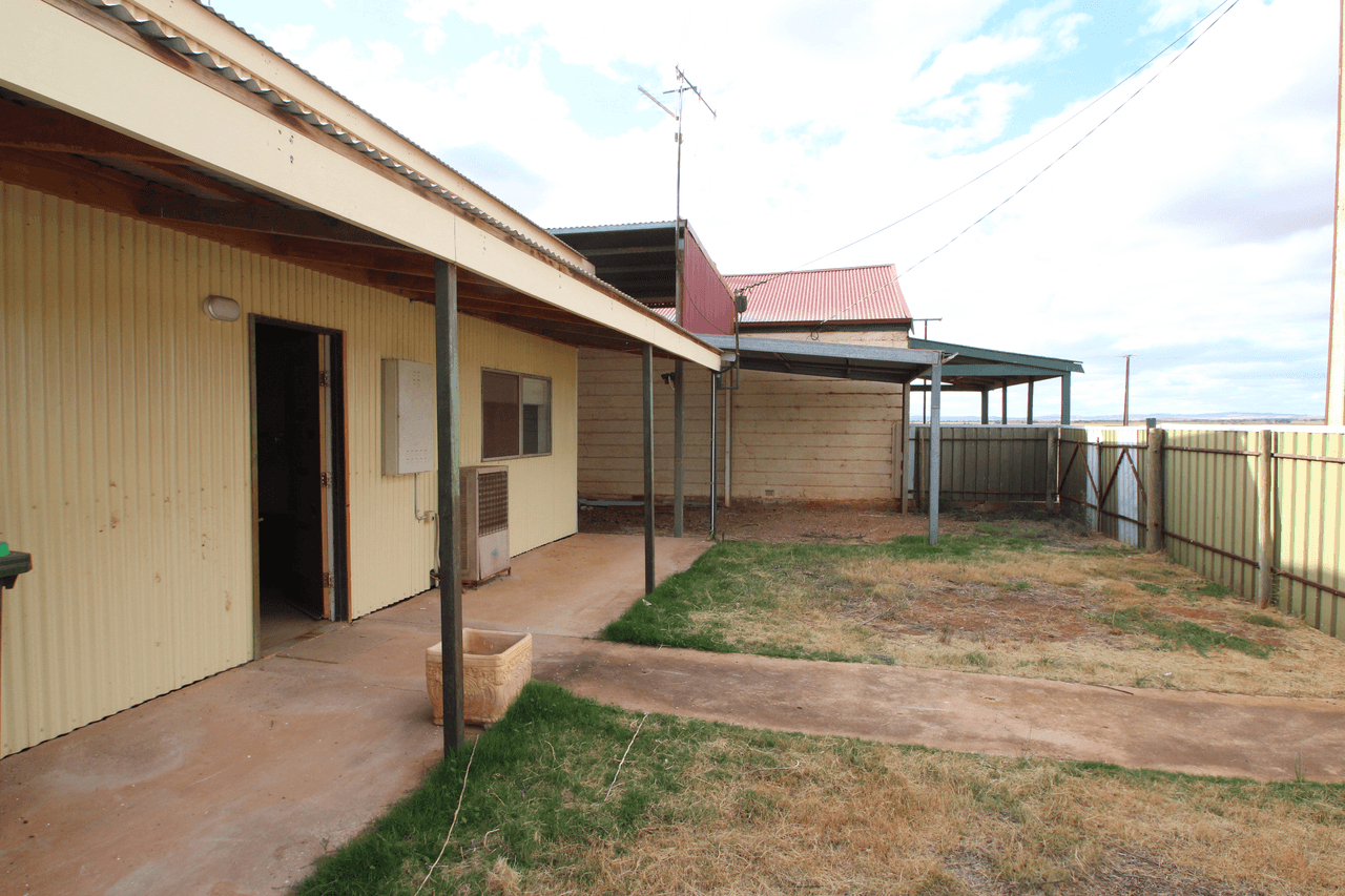 2 - 4  Church Street, WILLOWIE, SA 5431