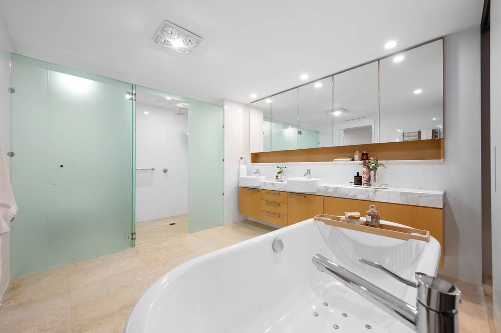 7603/323 Bayview Street, HOLLYWELL, QLD 4216