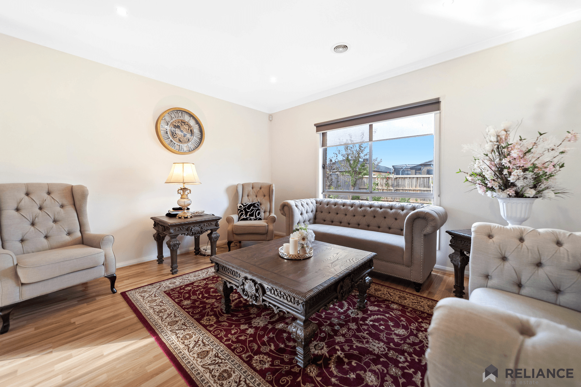 8 Leyana Crescent, Brookfield, VIC 3338