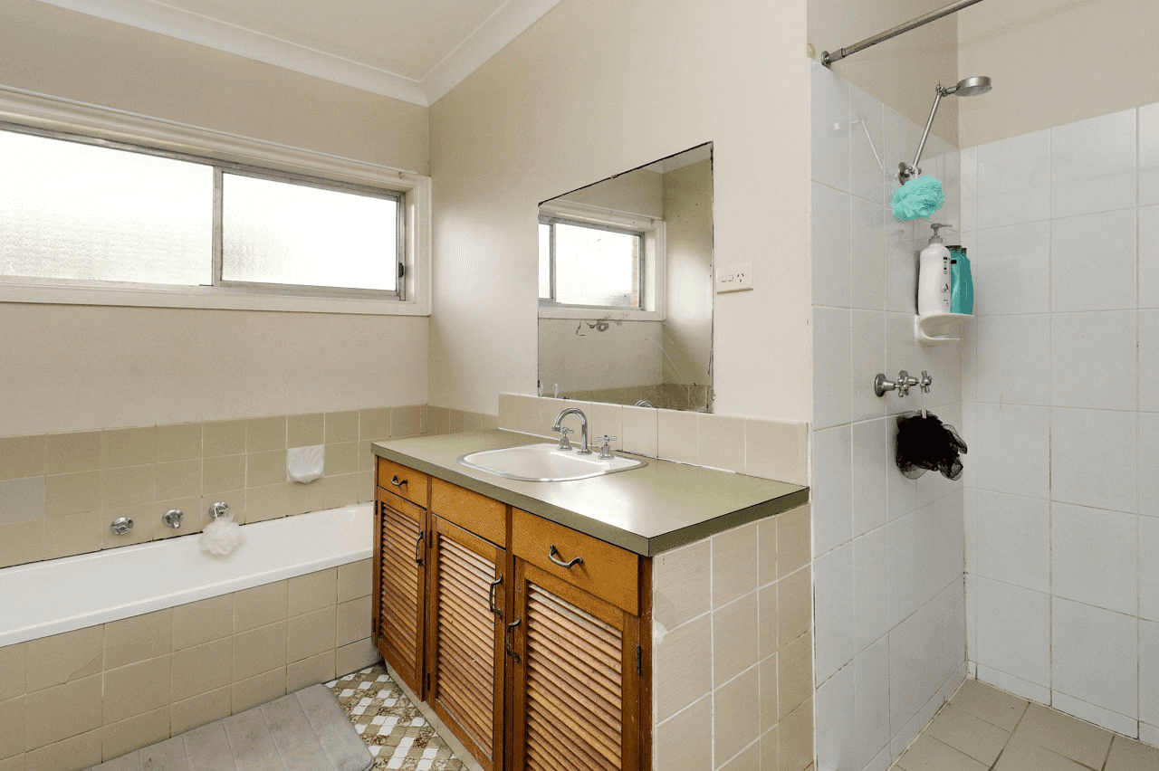 82 Russell Street, DENILIQUIN, NSW 2710