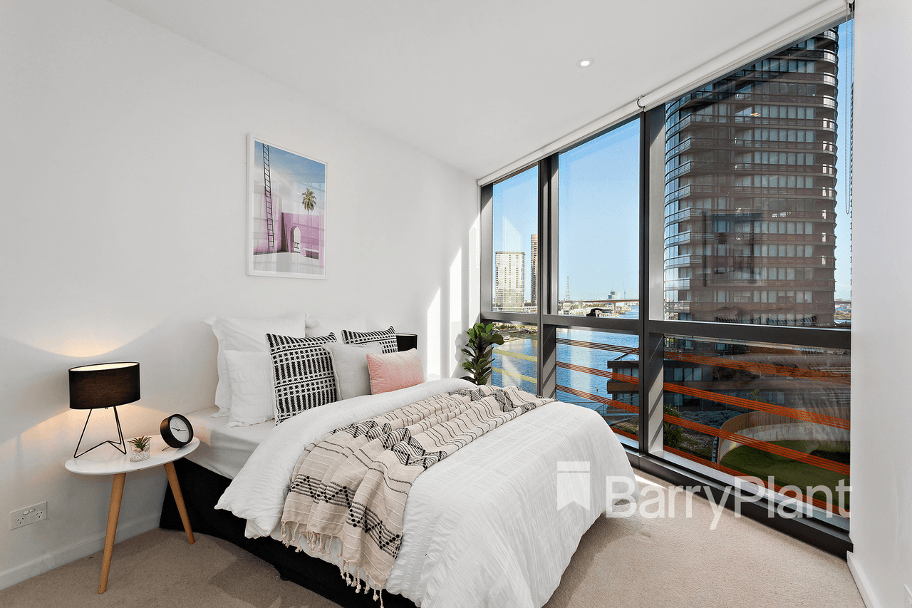 1008S/883 Collins Street, Docklands, VIC 3008