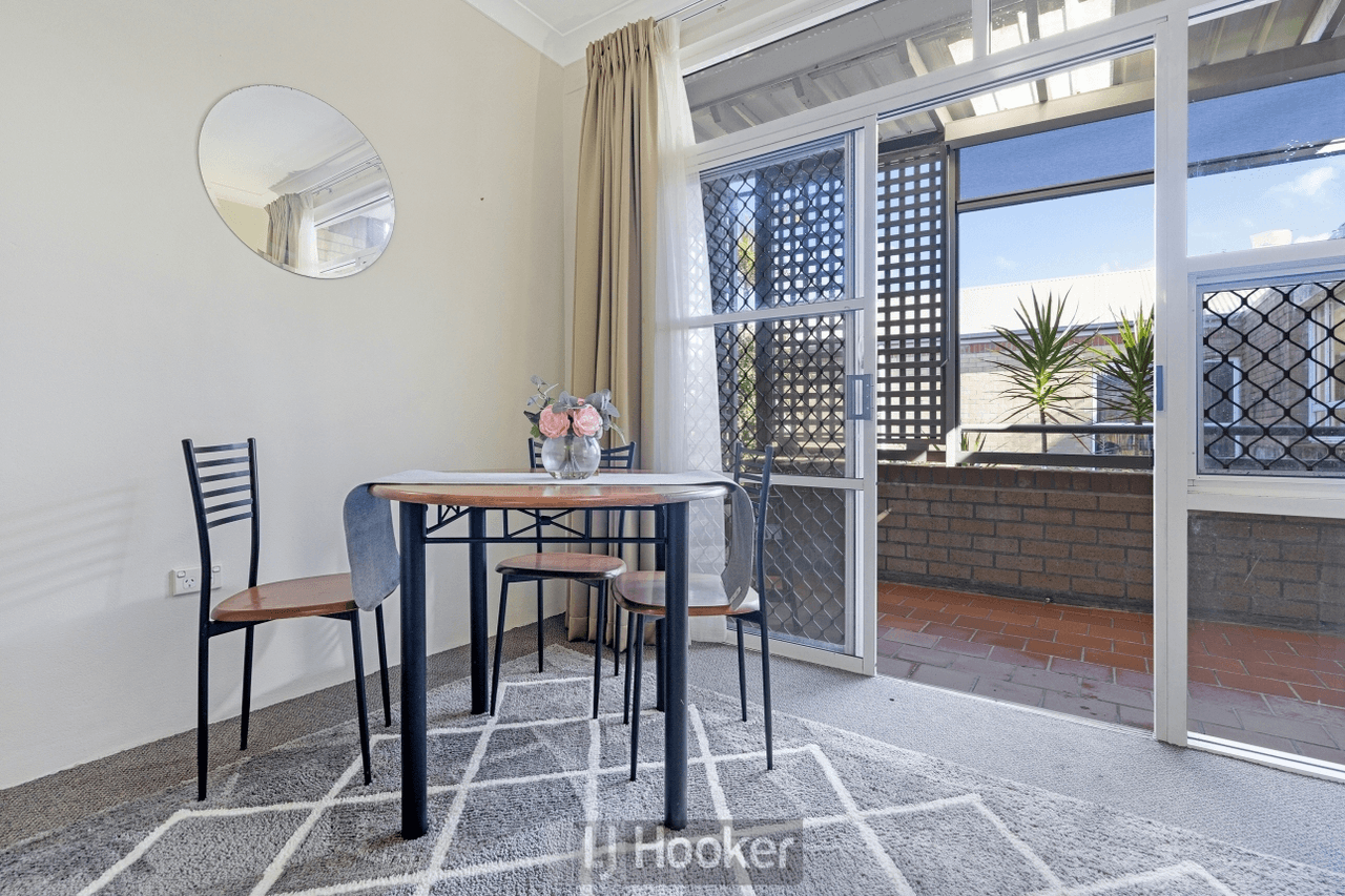 203/3 Violet Town Road, MOUNT HUTTON, NSW 2290