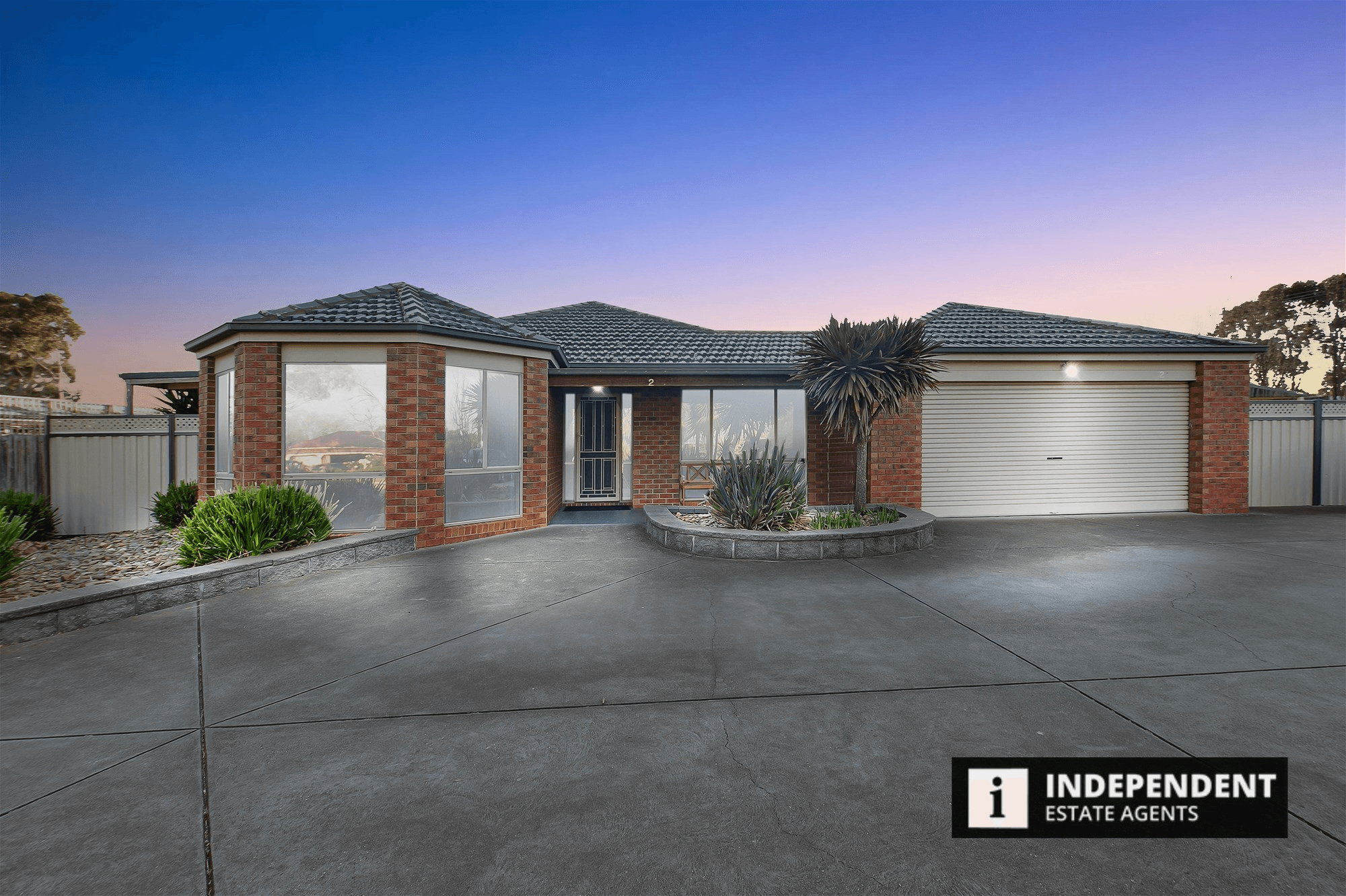 2 Rupertswood Drive, BROOKFIELD, VIC 3338