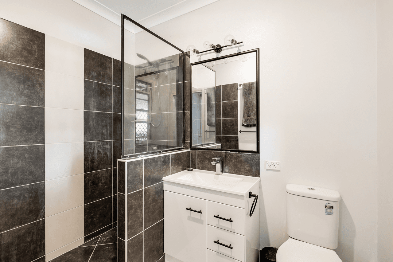 214 Mackenzie Street, RANGEVILLE, QLD 4350