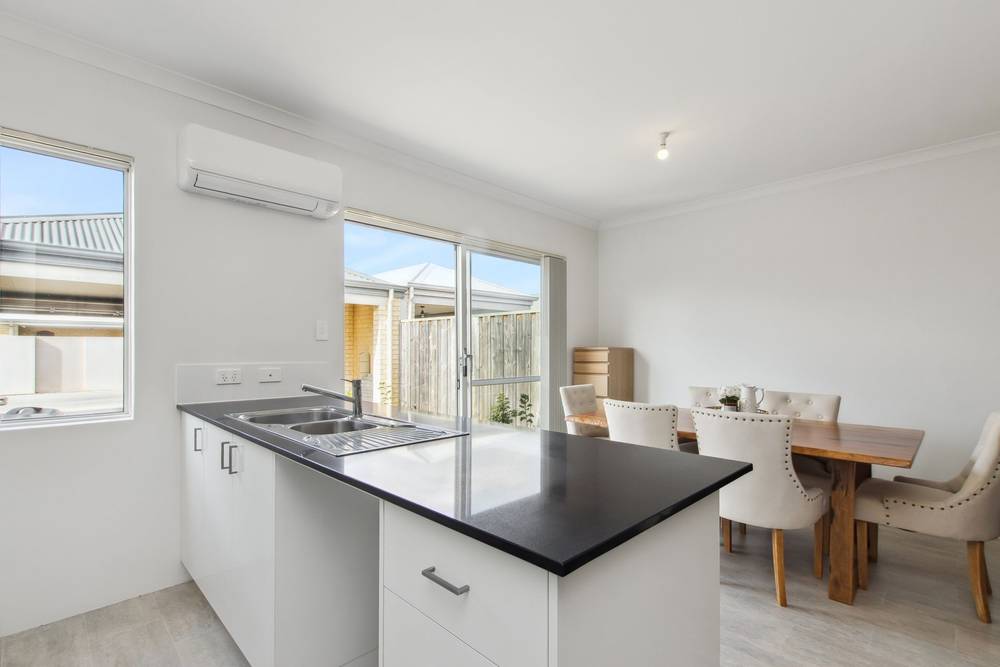8 Minegara Lane, Ellenbrook, WA 6069