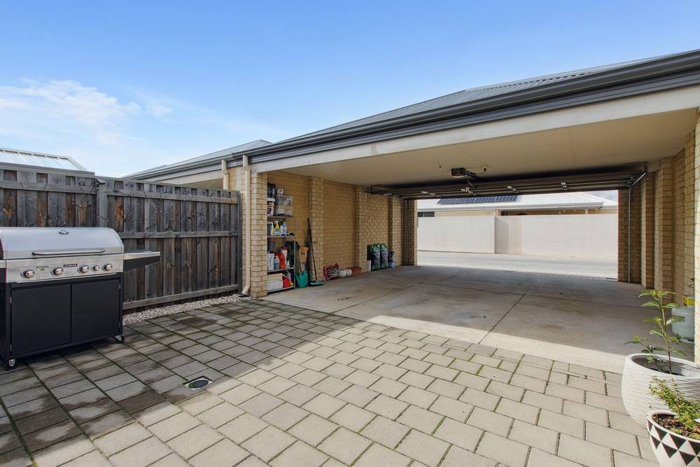 8 Minegara Lane, Ellenbrook, WA 6069