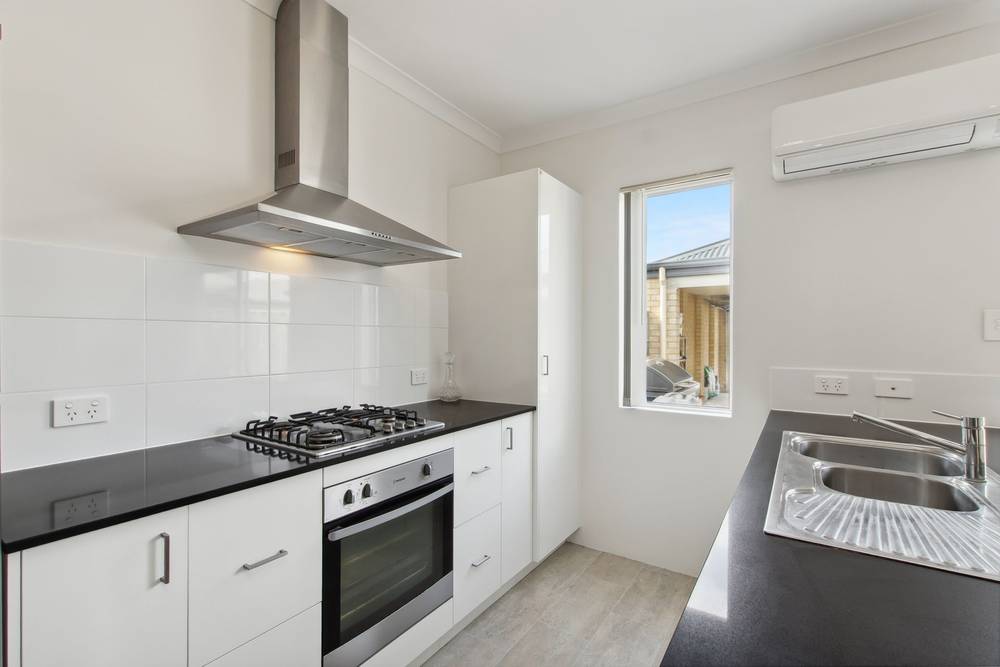 8 Minegara Lane, Ellenbrook, WA 6069