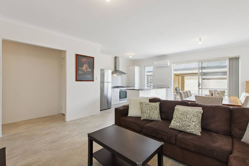 8 Minegara Lane, Ellenbrook, WA 6069