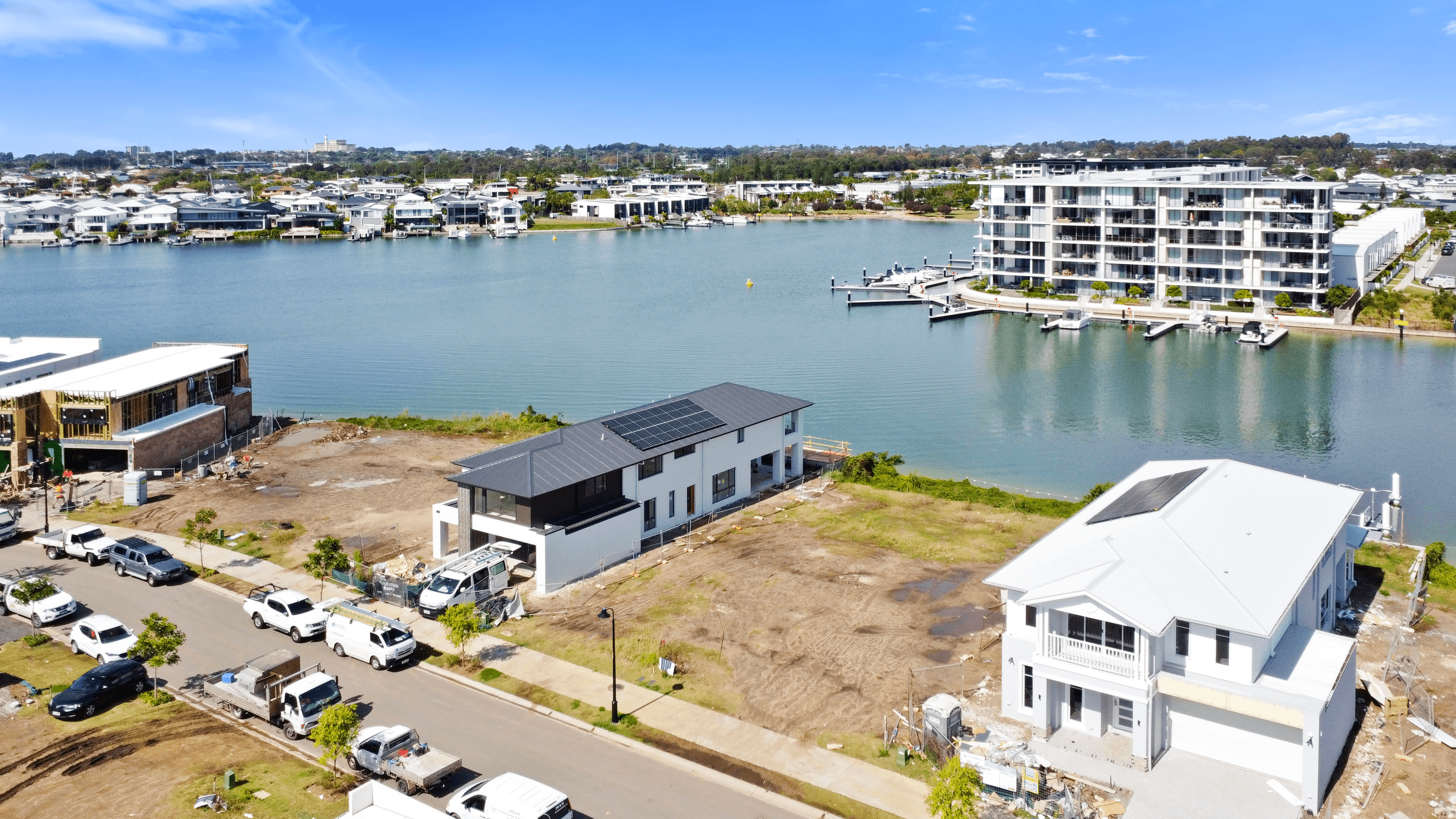 156 Coolum Parade, NEWPORT, QLD 4020