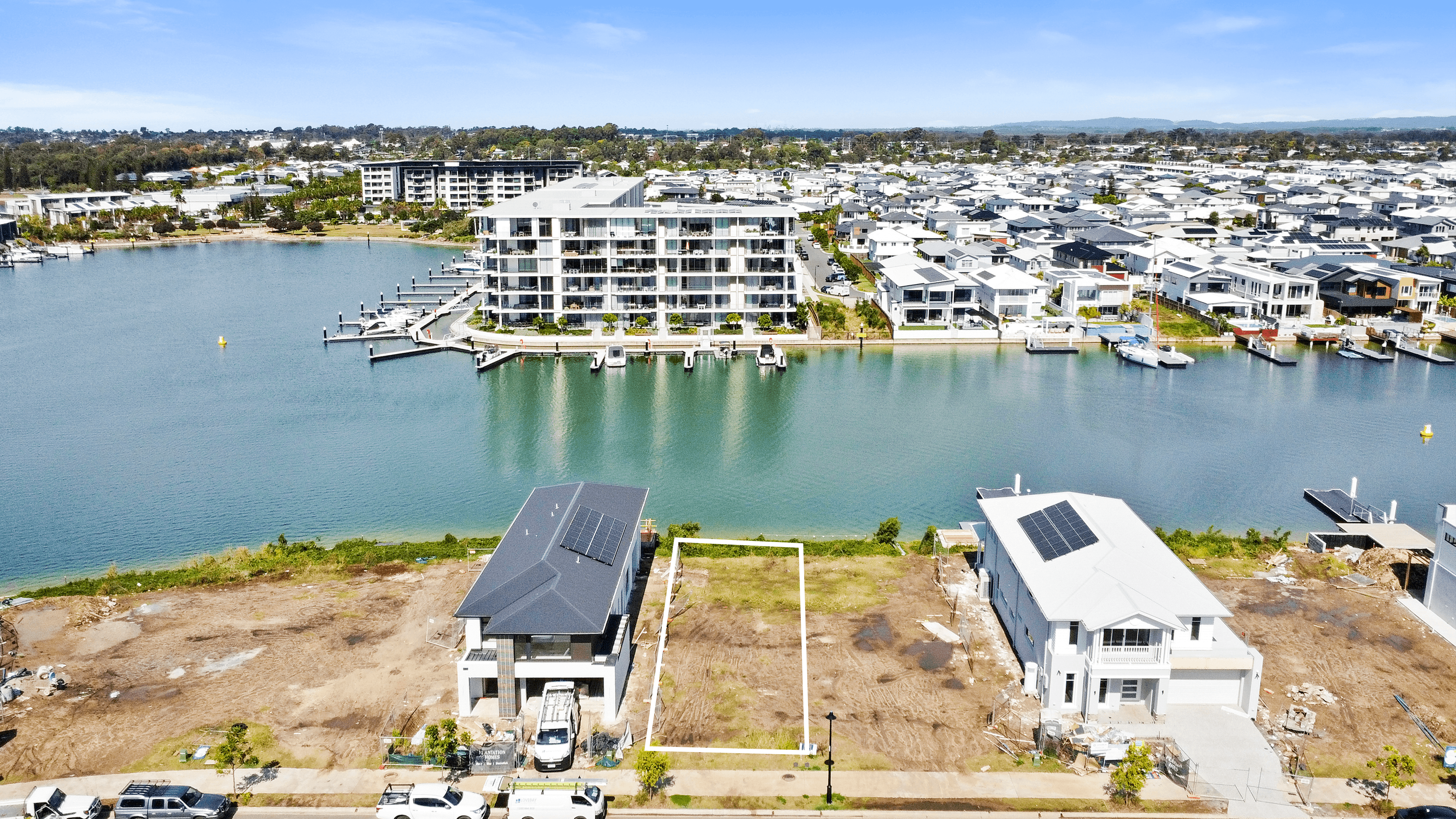 156 Coolum Parade, NEWPORT, QLD 4020