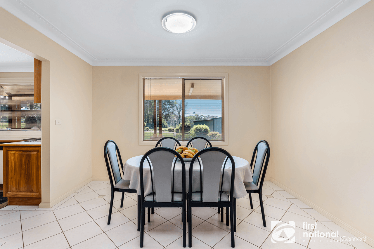 290 Spinks Rd, GLOSSODIA, NSW 2756