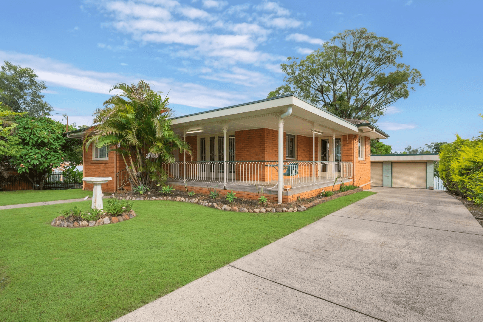 102 Holdsworth Road, NORTH IPSWICH, QLD 4305