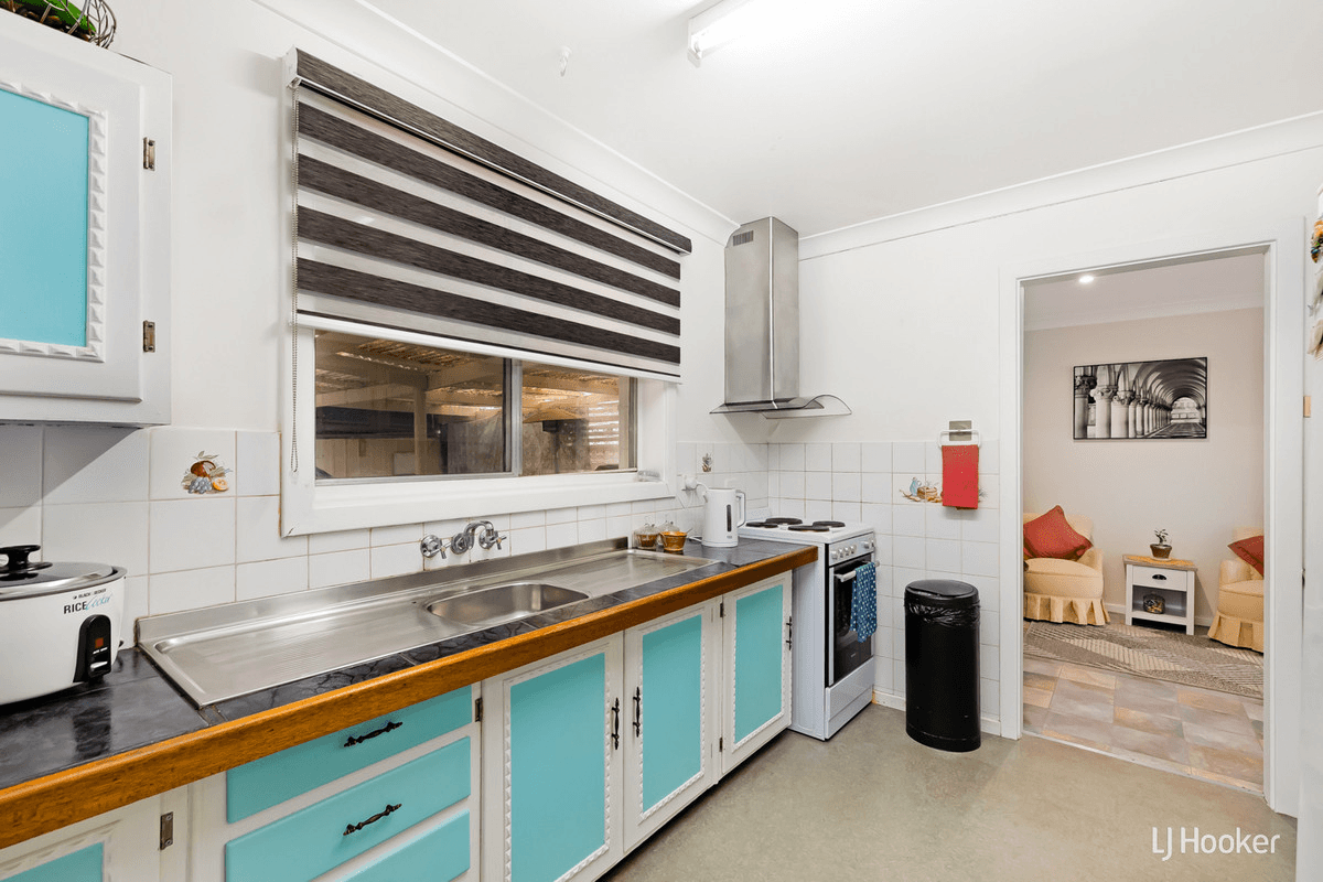 13 Barrington Road, ELIZABETH DOWNS, SA 5113