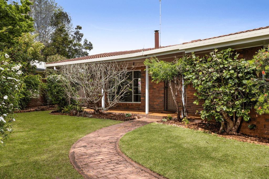 39 Clewley Crescent, RANGEVILLE, QLD 4350