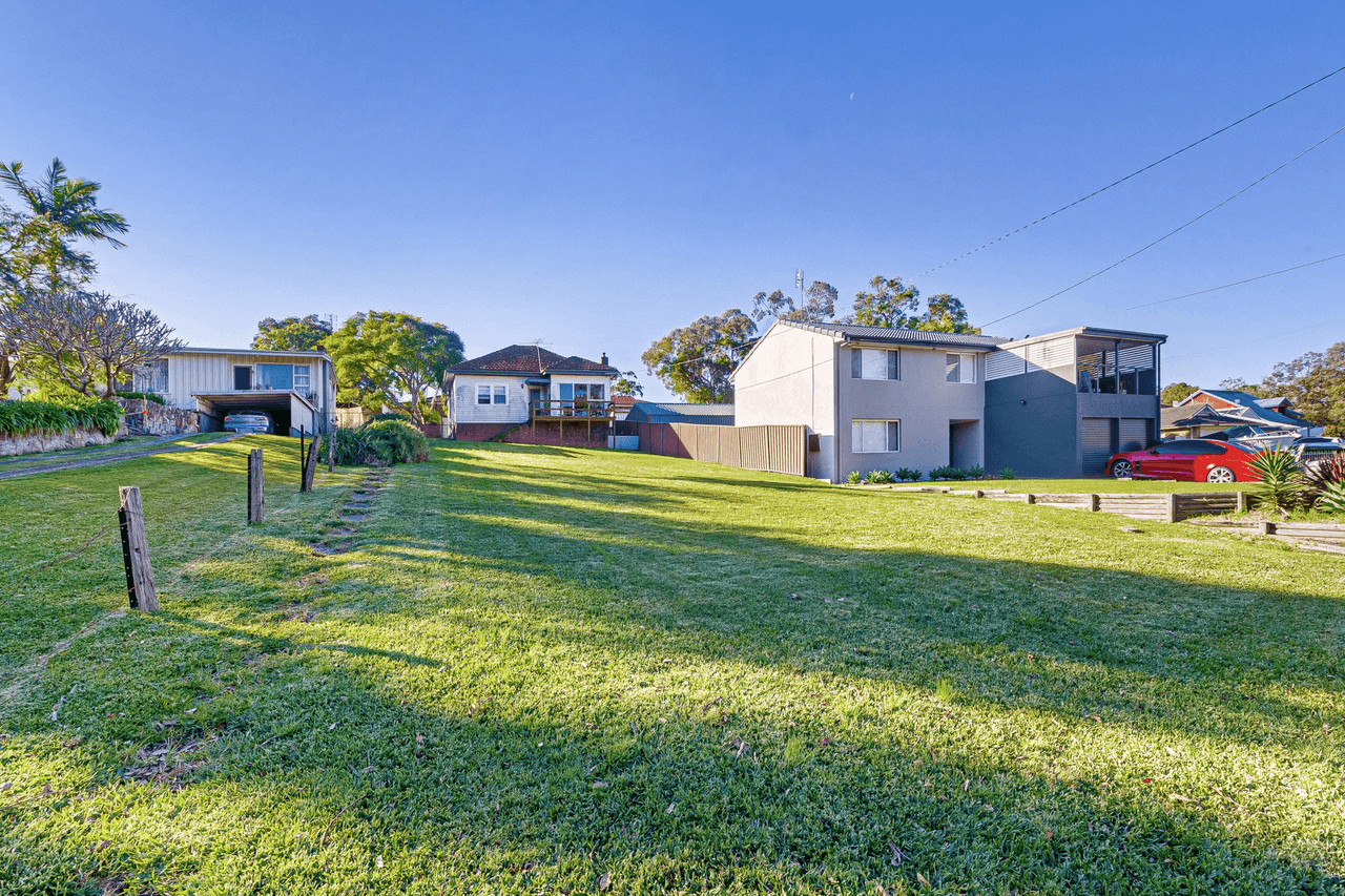 27 Kamilaroo Avenue, LAKE MUNMORAH, NSW 2259