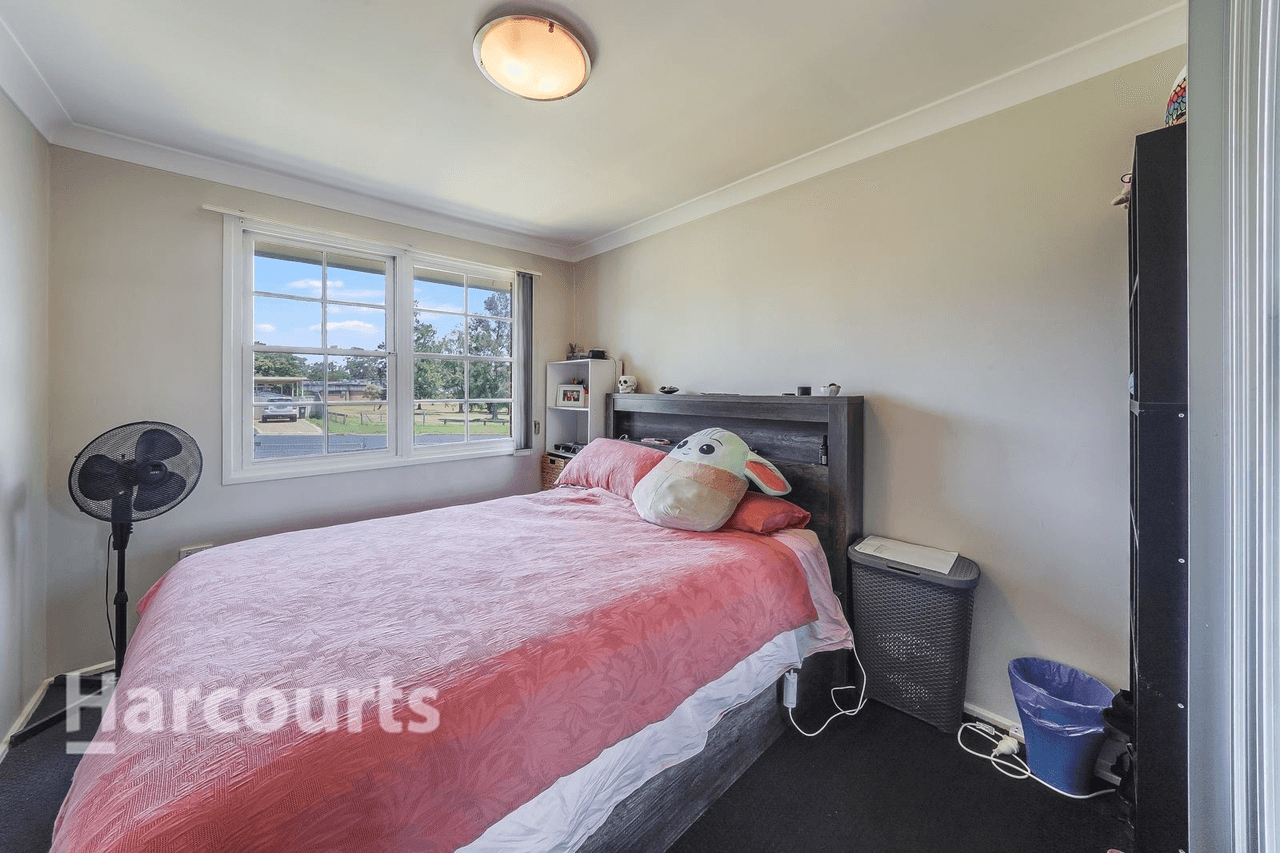 1/2 Oberon Road, Ruse, NSW 2560