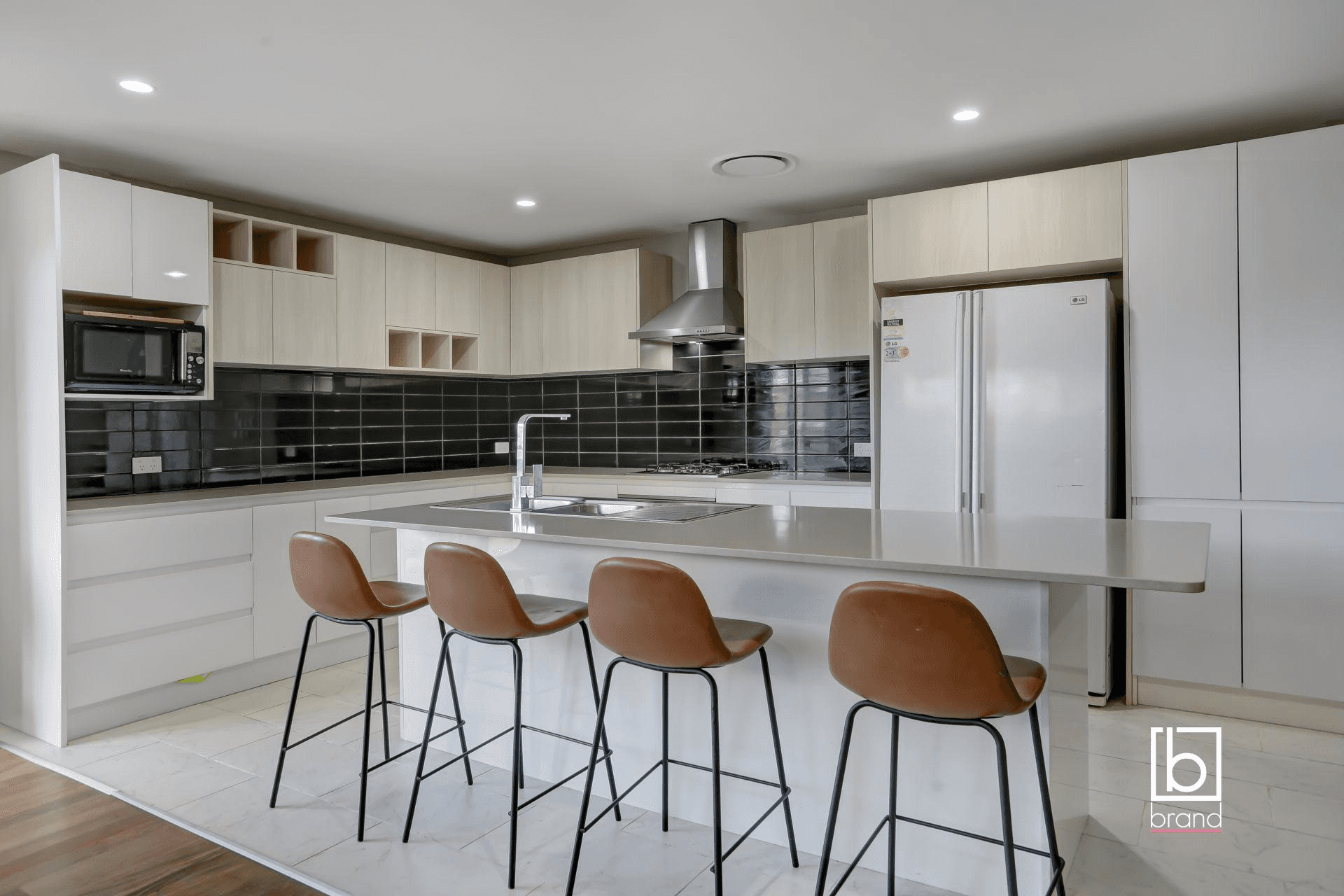 86 Birdwood Drive, BLUE HAVEN, NSW 2262