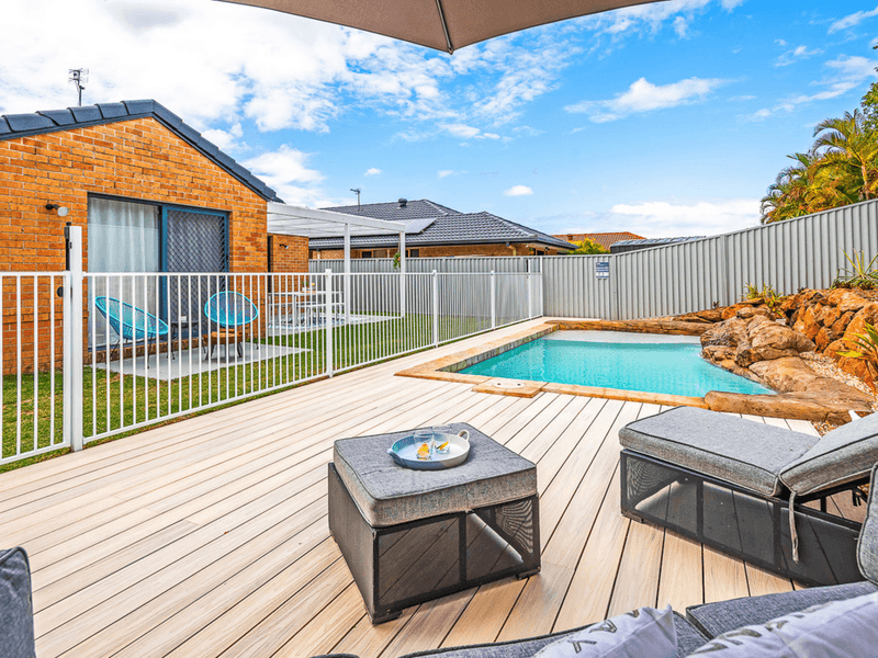 10 Fanning Court, Pacific Pines, QLD 4211