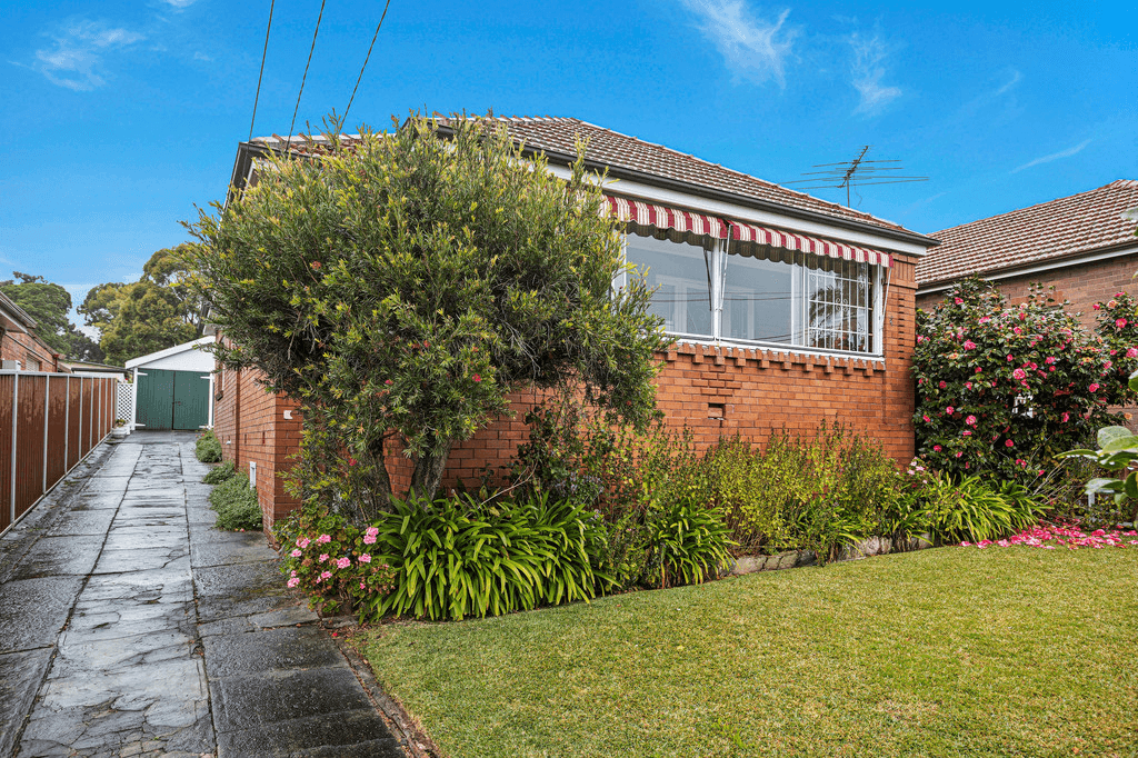 16 Banner Road, KINGSGROVE, NSW 2208