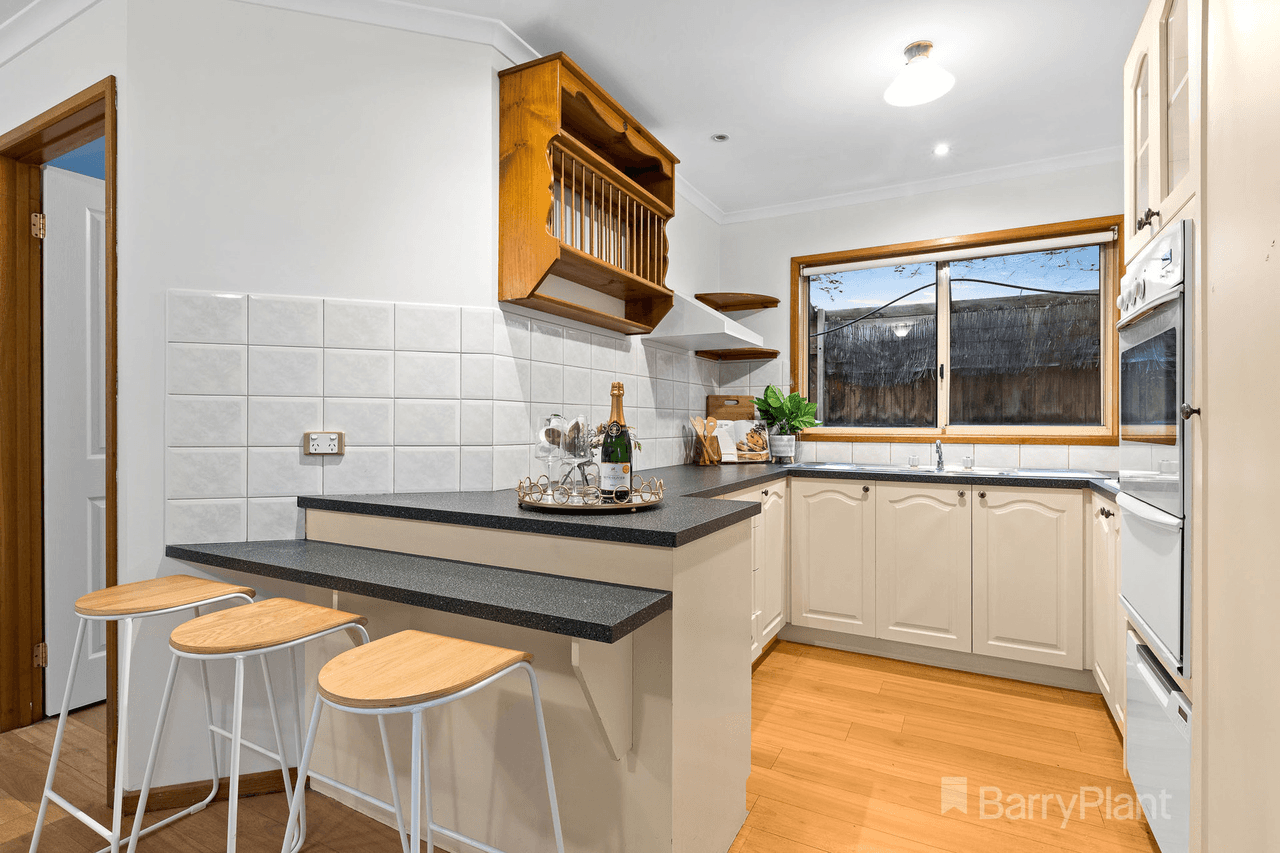 2 Plough Rise, Narre Warren South, VIC 3805