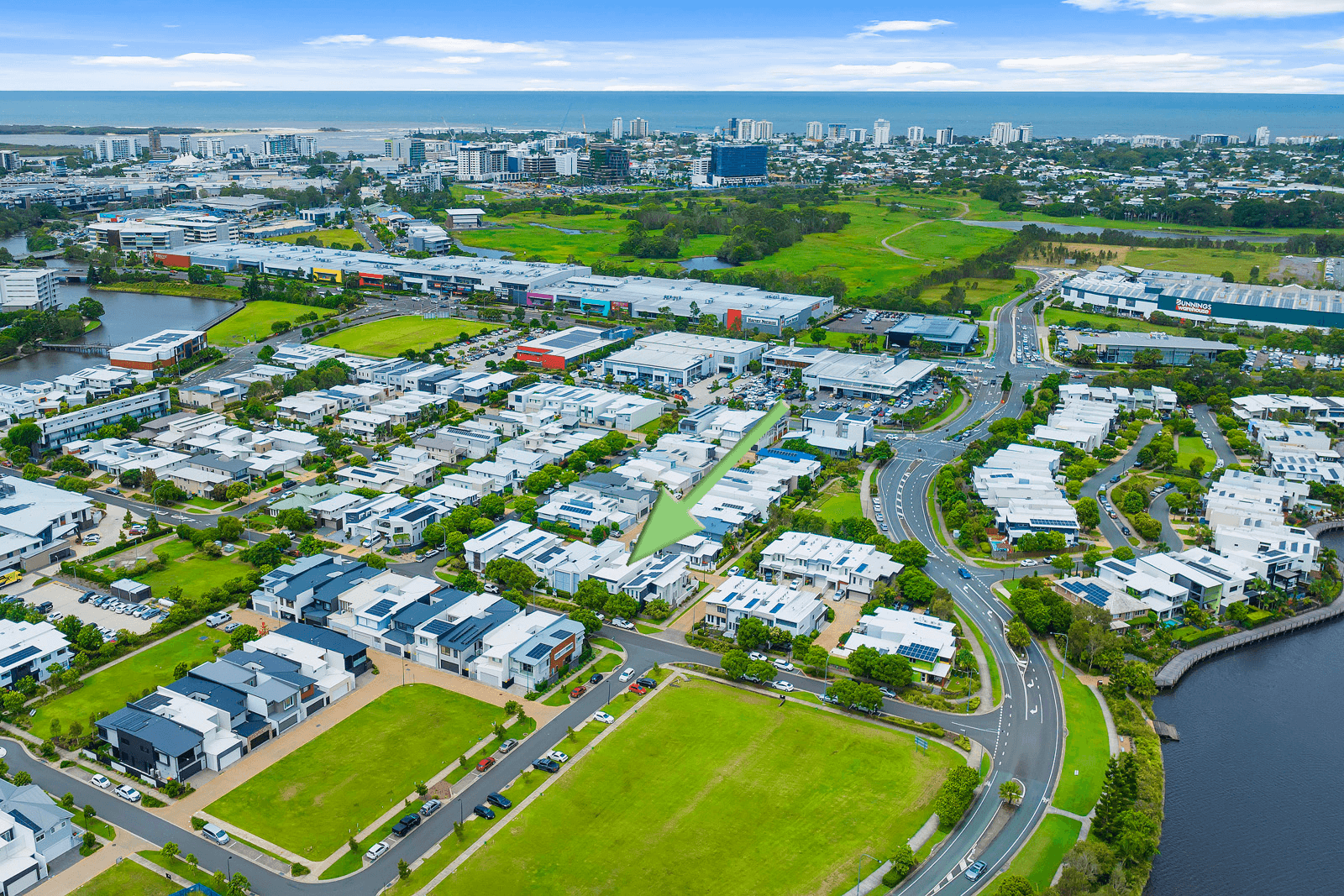 3 HILLIARDS LANE, MAROOCHYDORE, QLD 4558