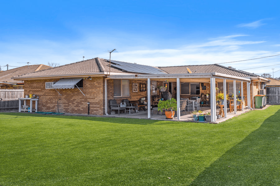 28 Cambridge Street, SILKSTONE, QLD 4304