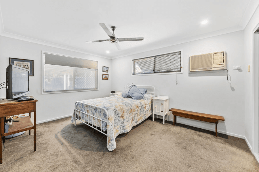 28 Cambridge Street, SILKSTONE, QLD 4304