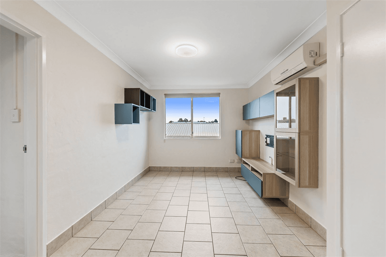 15/9 Uniplaza Court, Kearneys Spring, QLD 4350