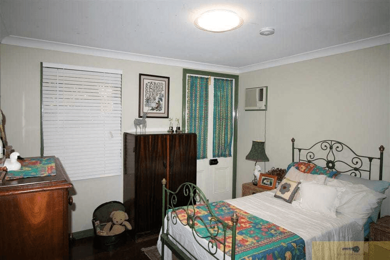 68 Hodgkinson Street, Charters Towers City, QLD 4820