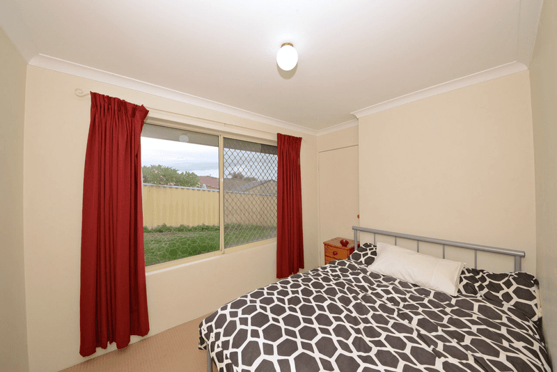 70 Stonehaven Parade, Kinross, WA 6028